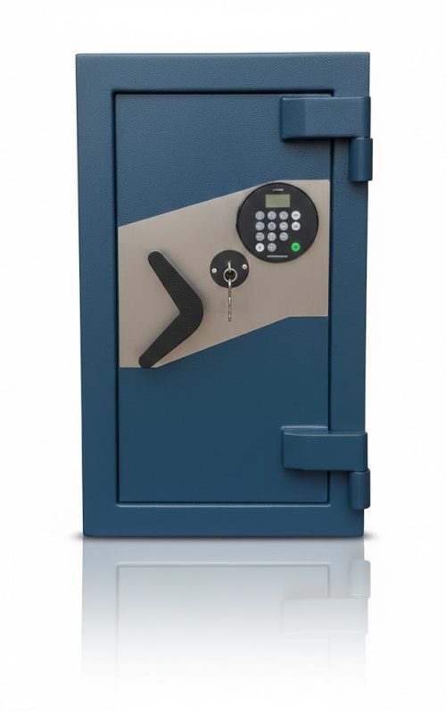Caja fuerte con acero reforzado en la puerta de seguridad
